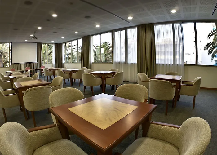 Cm Castell De Mar 4*