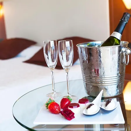 Cm Castell De Mar 卡拉米洛