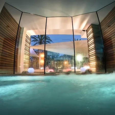 Hotel Cm Castell De Mar 4*