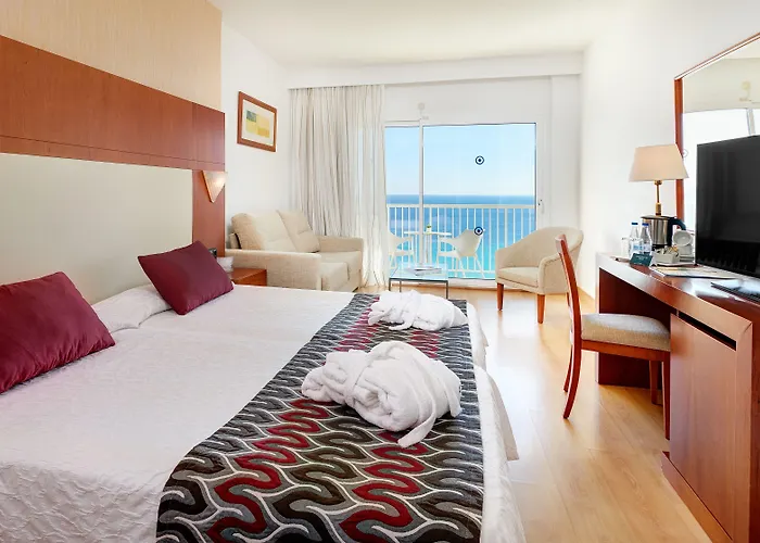 Cm Castell De Mar 4*